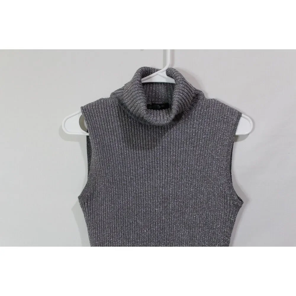 Cable and Gauge Grey/Silver Ribbed Turtleneck tank‎ PL